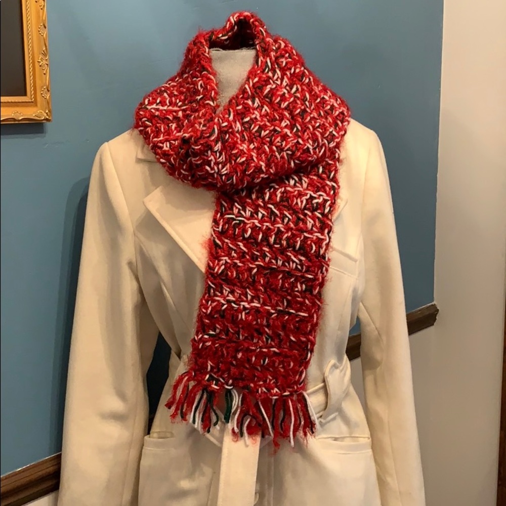 Flash Sale 🎁 handmade scarf Red/green/white